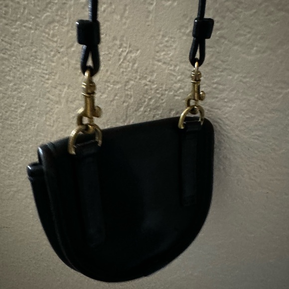 Vintage Coach Black Leather Turnlock Crossbody/Mini Belt Bag 9826 - Picture 10 of 10